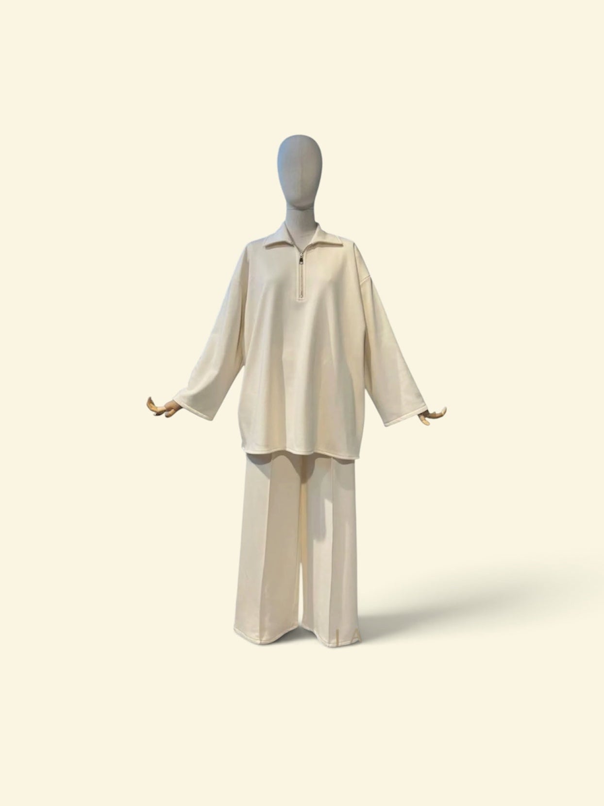 Nayla track suit