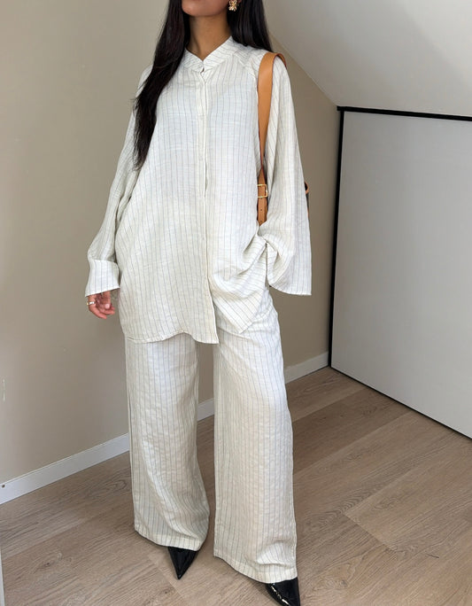 Pinstripe set White