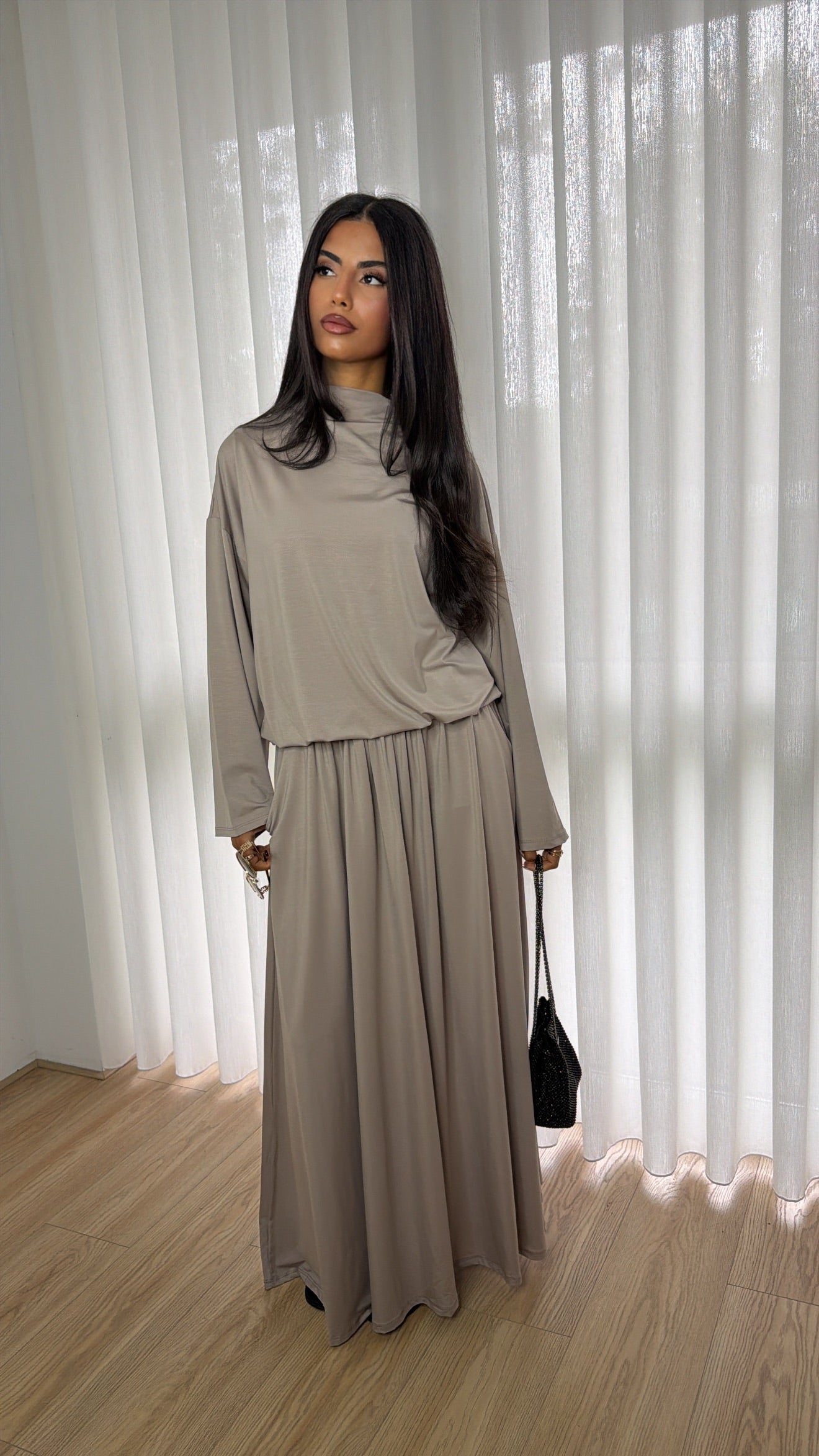 Premium Stretchy Set Soft Taupe