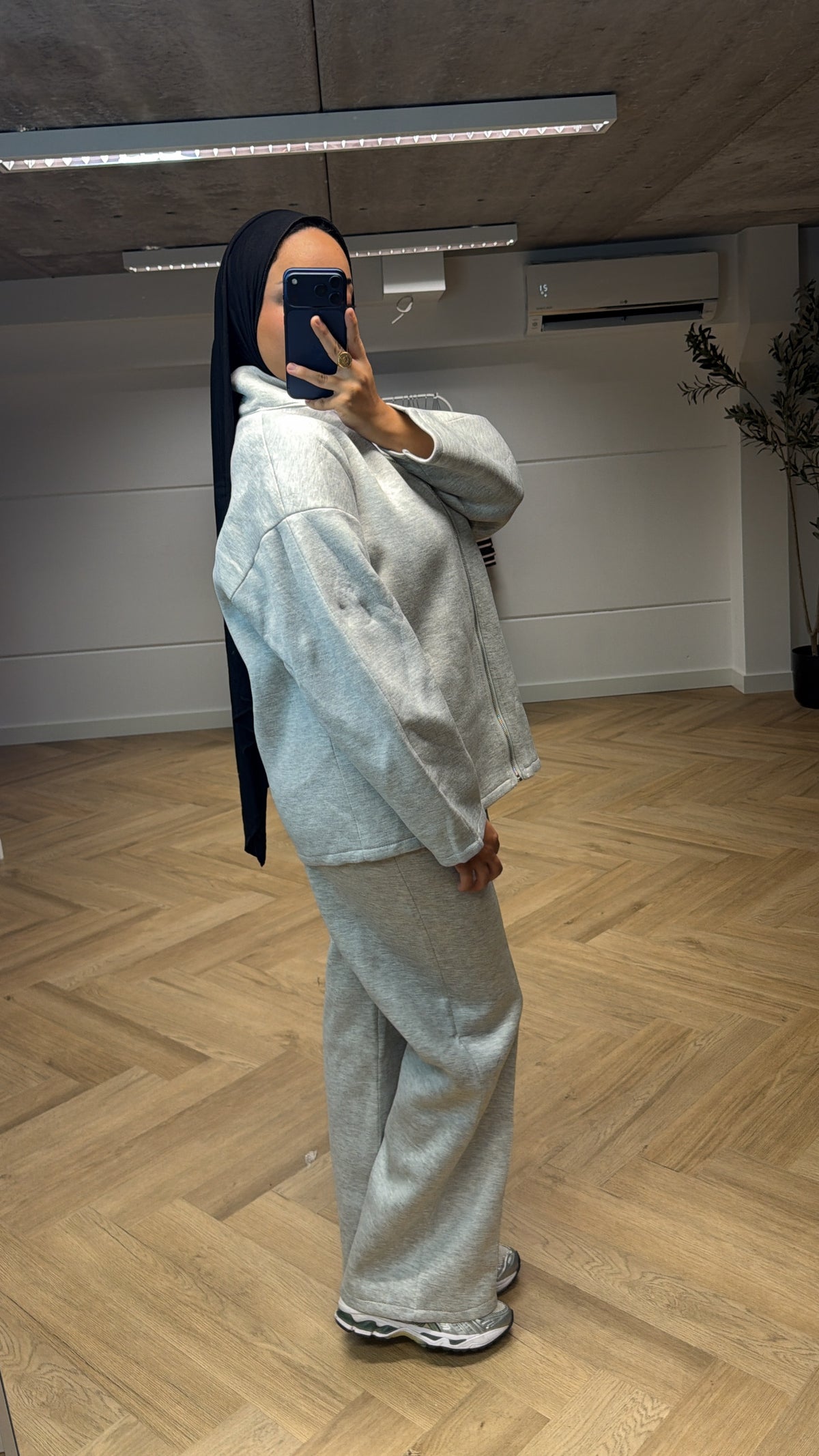 Zip track suit Grey
