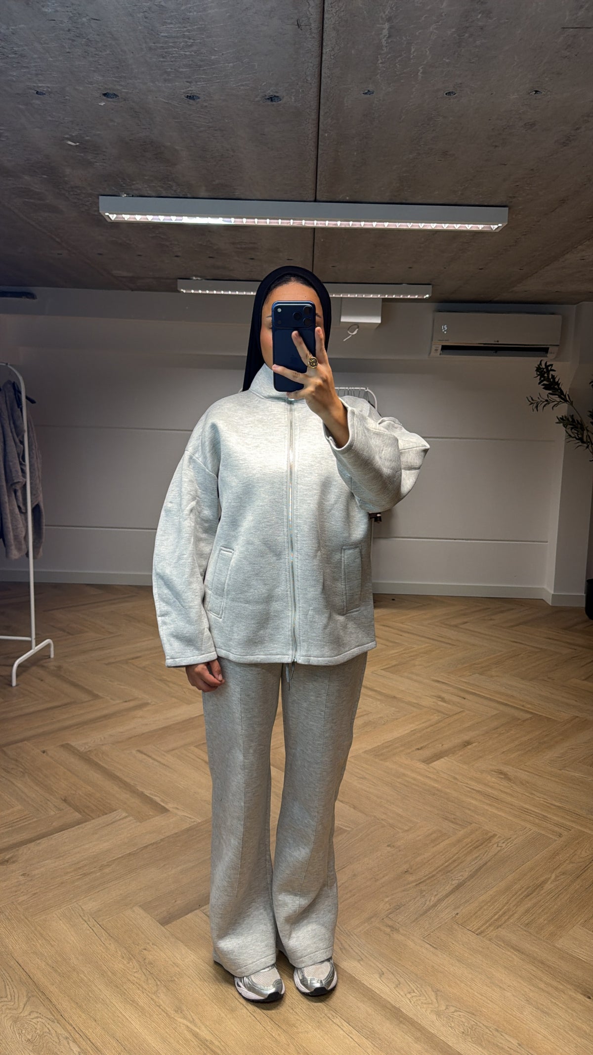 Zip track suit Grey