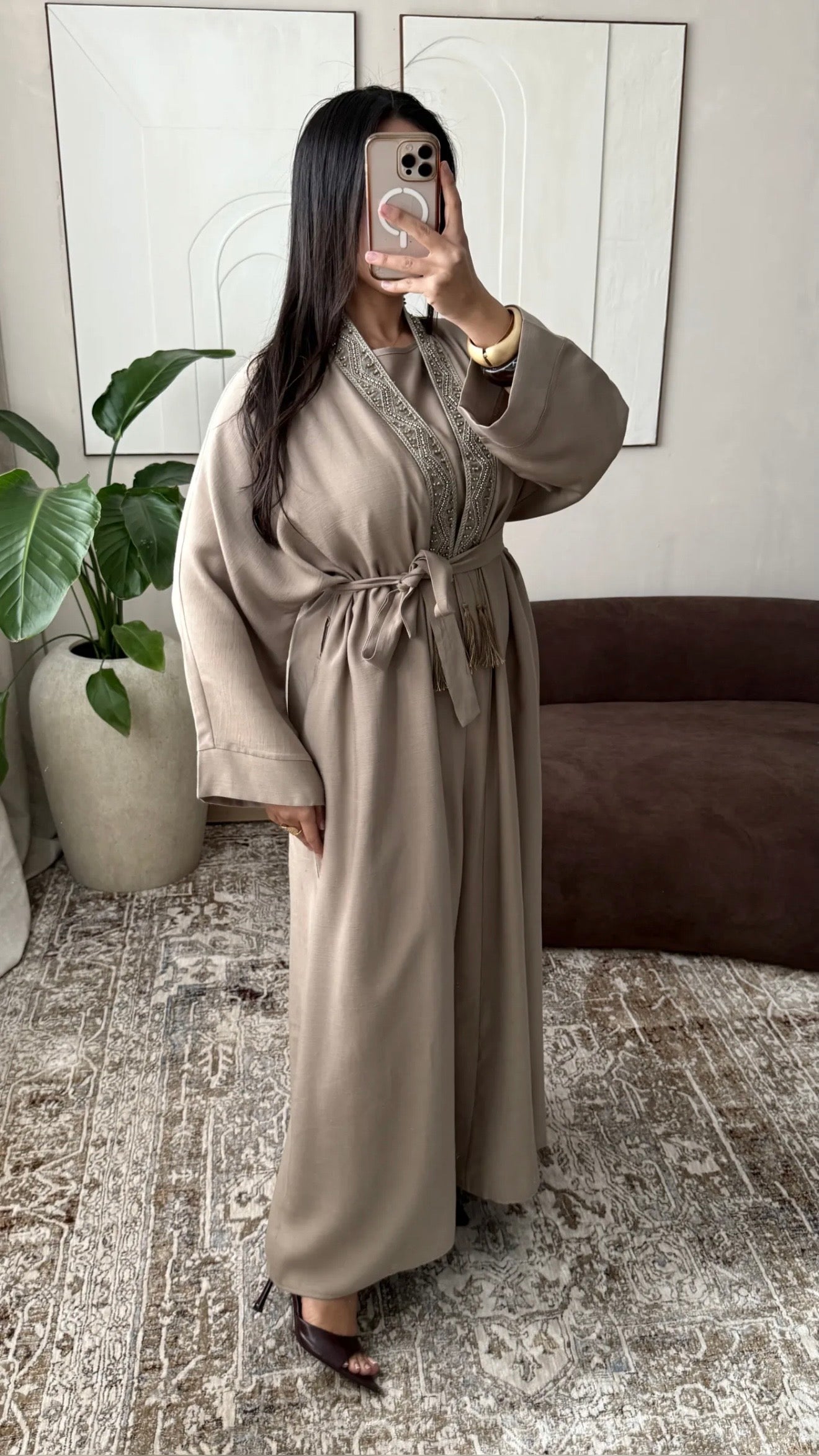 Amira embroided Abaya